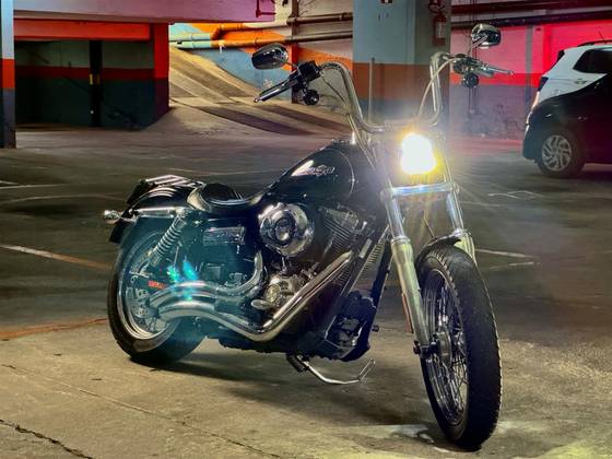 HARLEY-DAVIDSON DYNA SUPER GLIDE CUSTOM HARLEY-DAVIDSON DYNA SUPER GLIDE CUSTOM